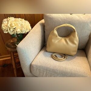 NWOT A New Day light tan purse, hand bag, removable strap, soft, versatile color